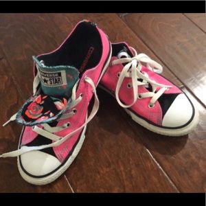 *So Cute!* Converse sz 4.5 - double tongue
